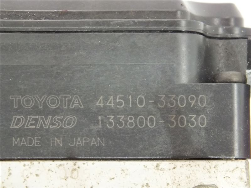 Блок abs Toyota Camry ACV30 2AZ Блок abs Toyota Camry ACV30 2AZ