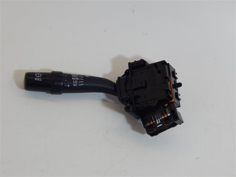 Запчасть переключатель дворников передний левый Toyota Avensis 2004 AZT250 1AZ-FSE 846522G450 Б/У Переключатель дворников передний левый Toyota Avensis 2004 AZT250 1AZ-FSE 846522G450 Б/У