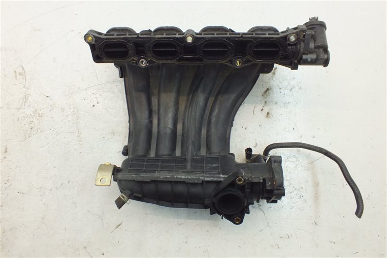 Коллектор впускной Bluebird Sylphy 2006 KG11 MR20DE