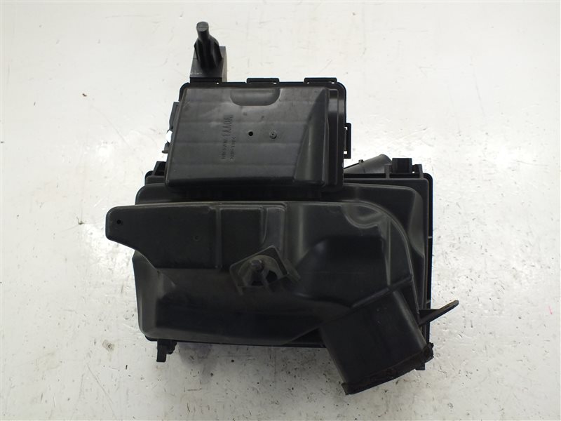 Корпус воздушного фильтра Nissan TEANA J32 VQ25DE