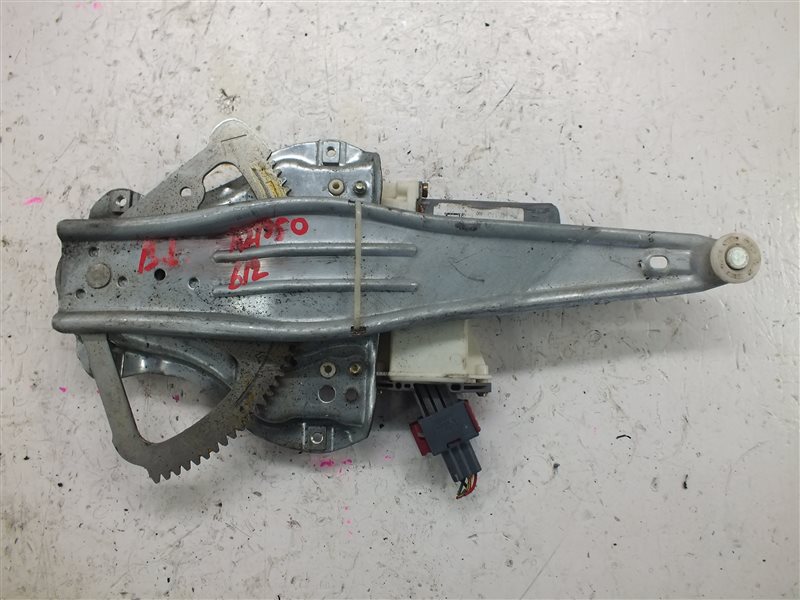 Запчасть стеклоподъемник задний правый Toyota Avensis 2004 AZT250 1AZ-FSE 69830-05110 Б/У Стеклоподъемник задний правый Toyota Avensis 2004 AZT250 1AZ-FSE 69830-05110 Б/У