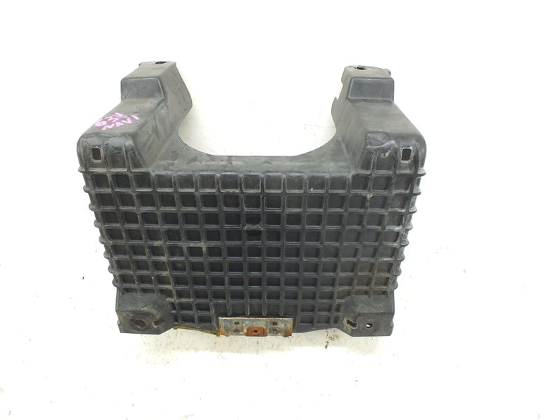 Подставка аккумулятора Lincoln Navigator 2000 U28 (UN173) TRITON 54 (v5408cc 32v InTech 5.4л 304лс DOHC ) Б/У