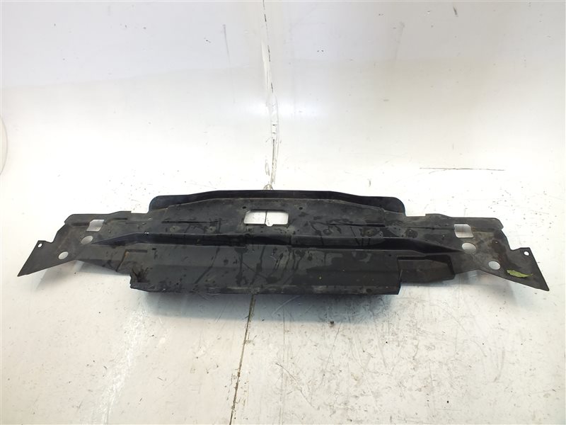 Накладка на рамку радиатора передняя Navigator 2000 U28 (UN173) TRITON 54 (v5408cc 32v InTech 5.4л 304лс DOHC )