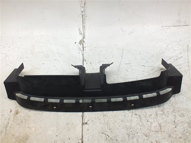 Запчасть накладка на рамку радиатора Lincoln Navigator 2000 U28 (UN173) TRITON 54 (v5408cc 32v InTech 5.4л 304лс DOHC ) F85B8C299 Б/У Накладка на рамку радиатора Lincoln Navigator 2000 U28 (UN173) TRITON 54 (v5408cc 32v InTech 5.4л 304лс DOHC ) F85B8C299 Б/У