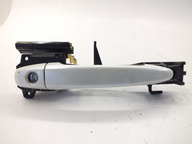 Ручка двери передняя правая Toyota Wish 2005 ZNE10G 1ZZ 69211-28070-B6 контрактная