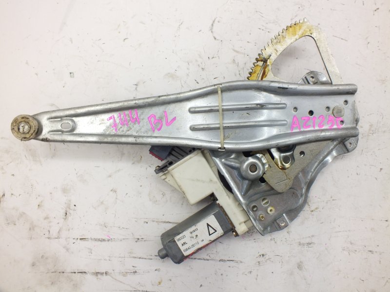 Запчасть стеклоподъемник задний левый Toyota Avensis 2004 AZT250 1AZ-FSE 69840-05110 контрактная Стеклоподъемник задний левый Toyota Avensis 2004 AZT250 1AZ-FSE 69840-05110 контрактная