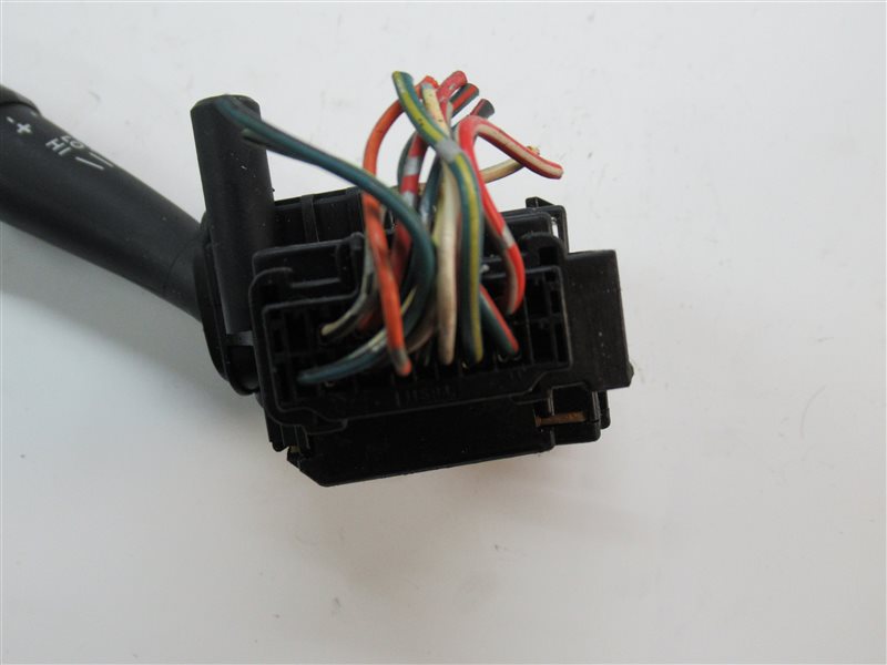 Переключатель дворников Toyota Avensis AZT250W 1AZ-FSE