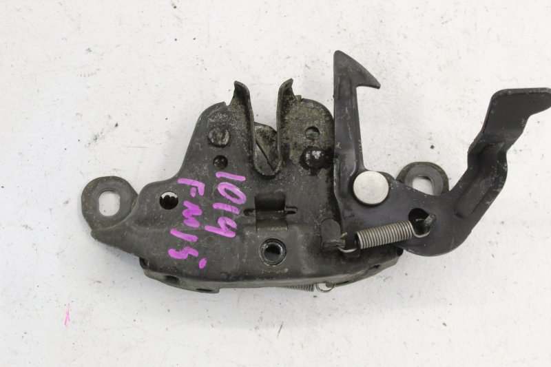Запчасть замок капота Nissan Lucino 1998 FN15 GA15 656011N015 контрактная Замок капота Nissan Lucino 1998 FN15 GA15 656011N015 контрактная