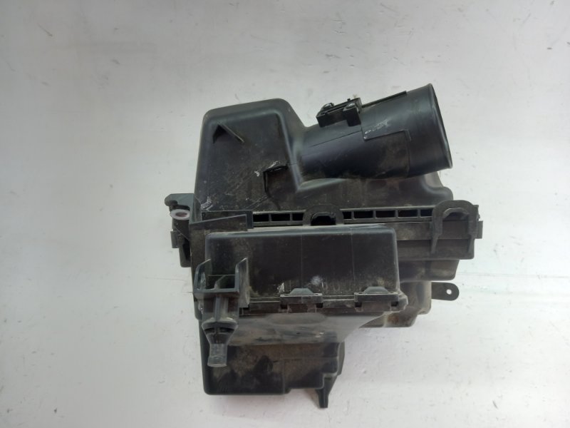 Корпус воздушного фильтра Nissan TEANA J32 VQ25DE