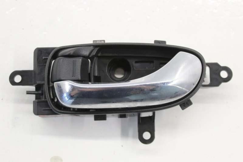 Запчасть ручка двери внутренняя задняя левая Nissan Murano 2009 TNZ51 QR25DE 806711AN0A контрактная Ручка двери внутренняя задняя левая Nissan Murano 2009 TNZ51 QR25DE 806711AN0A контрактная