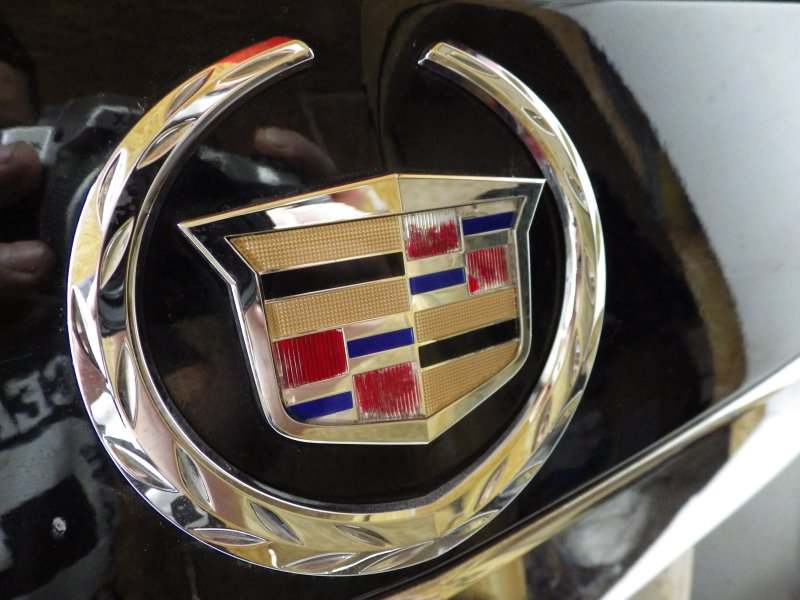 Крышка багажника задняя CTS 2009 X32ZA LP1