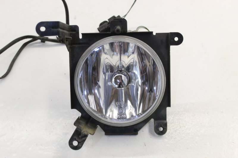 Запчасть фара противотуманная передняя левая Mitsubishi Airtrek 2005 CU2W 4G63 MR971609 контрактная Фара противотуманная передняя левая Mitsubishi Airtrek 2005 CU2W 4G63 MR971609 контрактная