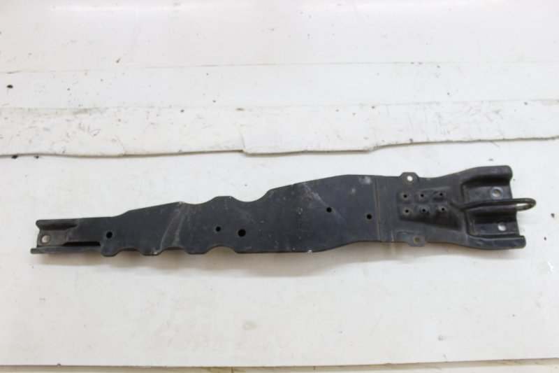 Балка подвески передняя Mitsubishi Airtrek CU2W 4G63