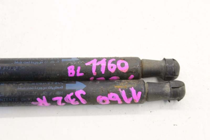 Амортизатор багажника задний TEANA 2009 J32 VQ25DE