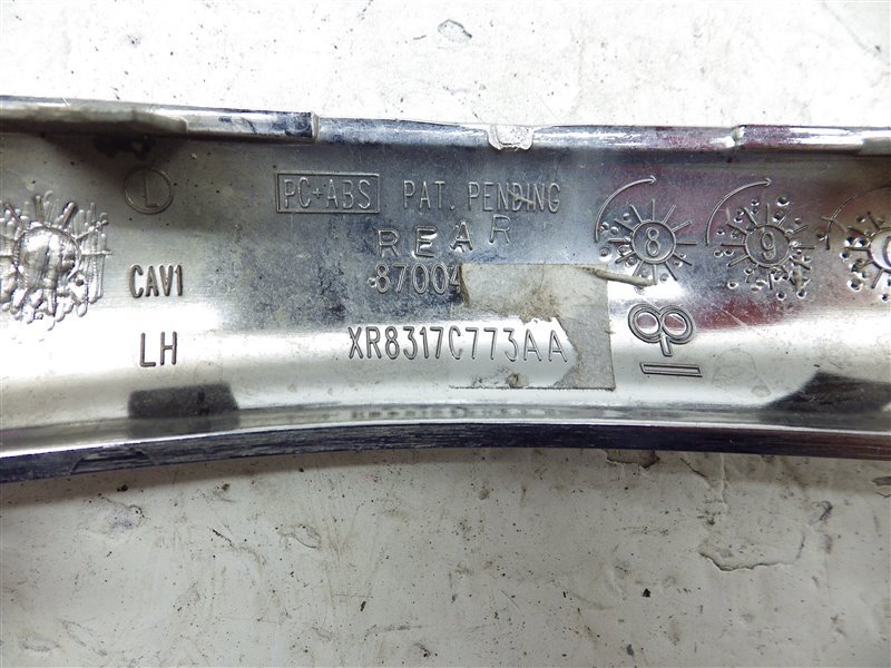 Накладка на бампер задняя левая S-TYPE 2003 X200 AJ25