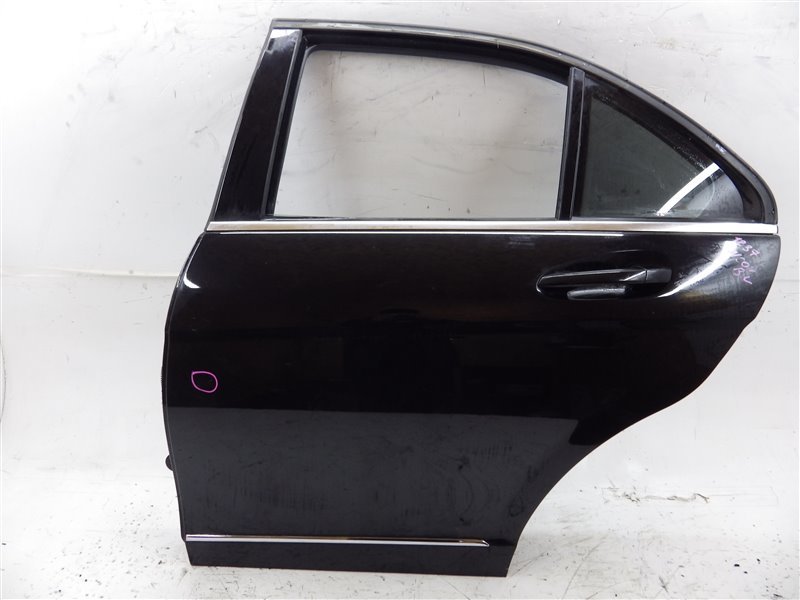 Дверь задняя левая Mercedes-benz C-class 2010 W204.048 271.860 A2047300105 контрактная