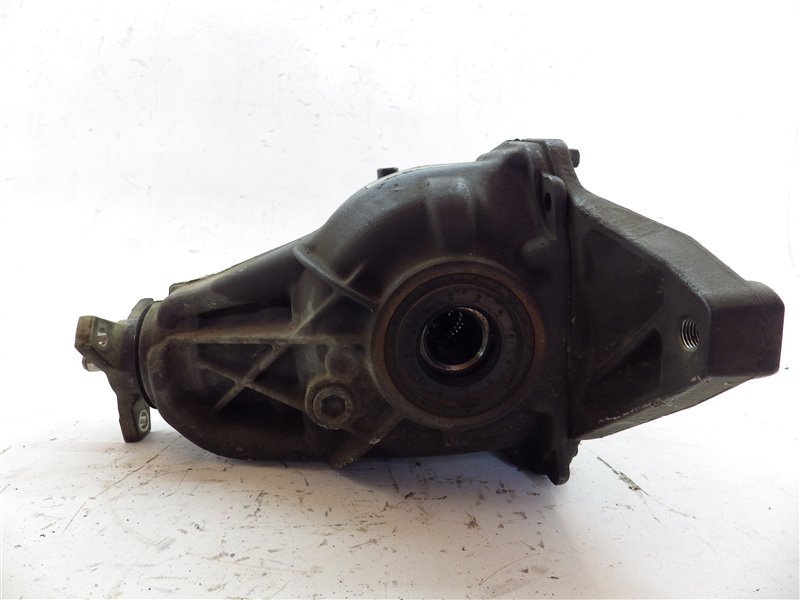 Запчасть редуктор задний Mercedes-benz C-class 2010 W204.048 271.860 A2043500614 контрактная Редуктор задний Mercedes-benz C-class 2010 W204.048 271.860 A2043500614 контрактная