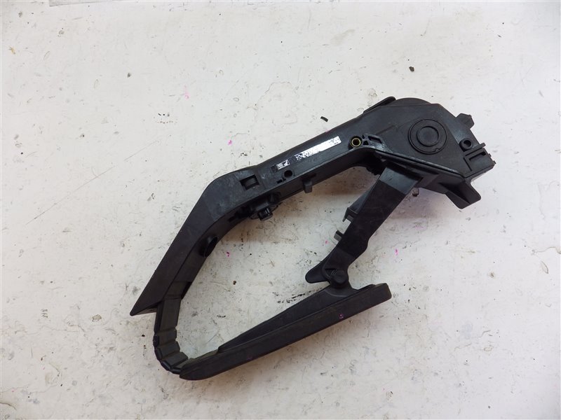 Педаль газа C-class 2004 W203 271.946 Педаль газа C-class 2004 W203 271.946