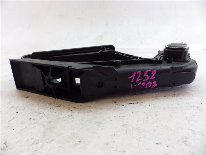 Педаль газа C-class 2004 W203 271.946 Педаль газа C-class 2004 W203 271.946