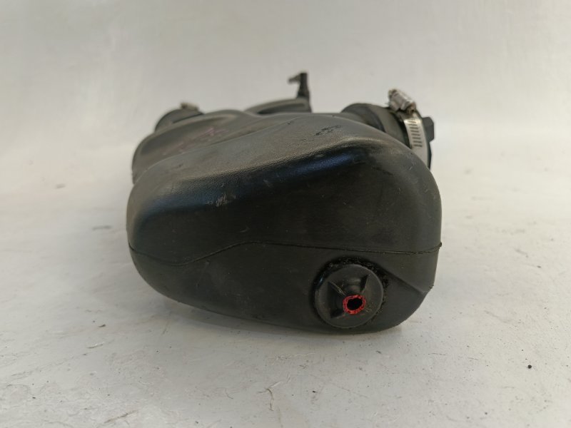 Воздуховод Ford Explorer U251 (1FMEU74) 281 CID Воздуховод Ford Explorer U251 (1FMEU74) 281 CID
