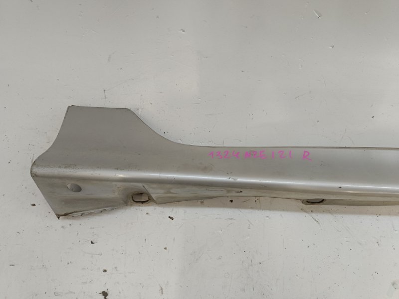 Порог Corolla Spacio 2003 NZE121N 1NZ
