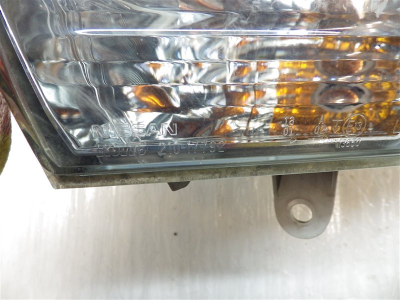 Повторитель в бампер передний левый Nissan TEANA L33 QR25DE