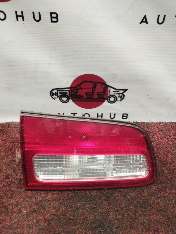 Фонарь крышки багажника задний левый NISSAN Liberty 2000 PM12 sr20 контрактная