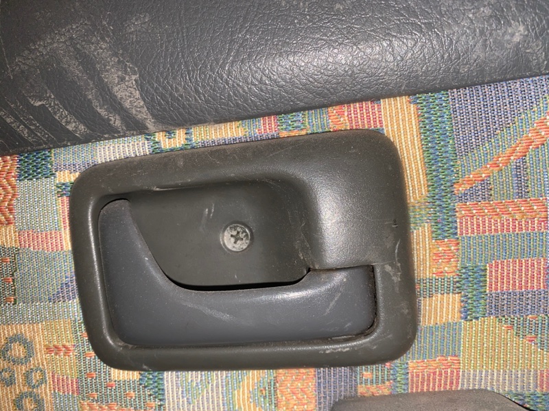 Ручка салонная задняя правая Suzuki Wagon R 1998 XR 1.3 Бензин контрактная