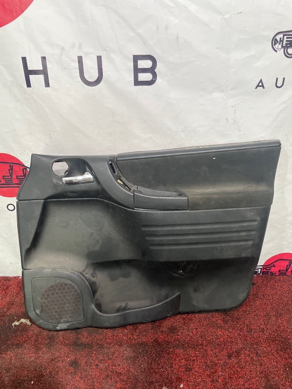 Обшивка дверей передняя правая Opel Zafira 2001 2.2 Дизель Б/У