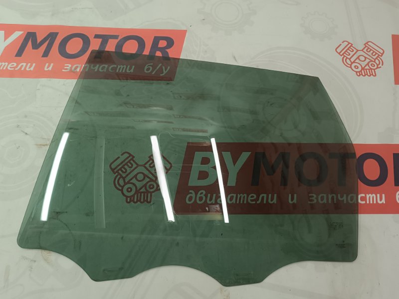 Стекло заднее левое Porsche Cayenne 2016 V6 Diesel CVV 7P5845025B Б/У