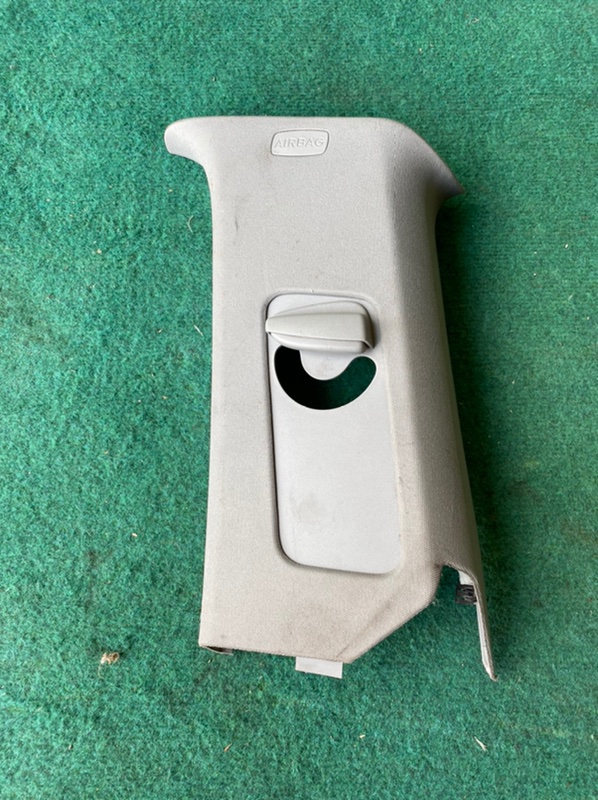 Запчасть обшивка стойки правая Volkswagen Touareg 2005 7L BAC 7L0868312 Б/У Обшивка стойки правая Volkswagen Touareg 2005 7L BAC 7L0868312 Б/У