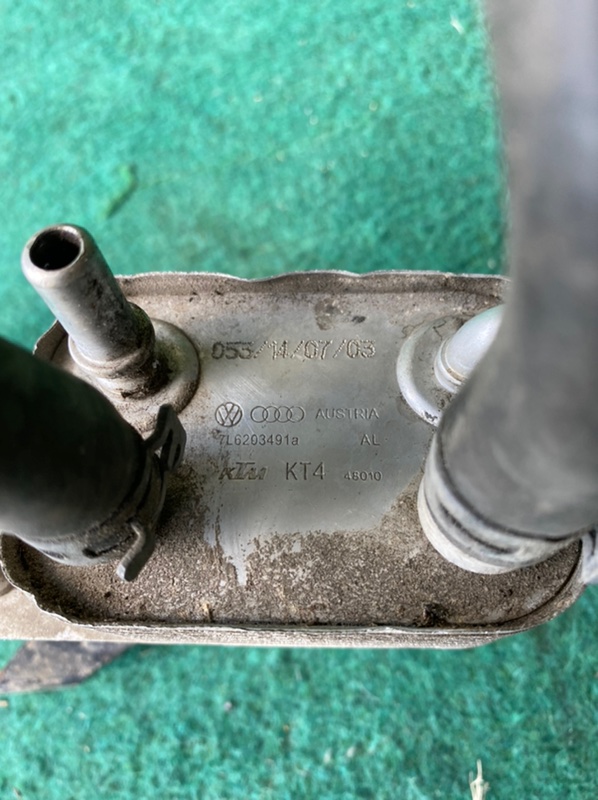 Радиатор топливный Volkswagen Touareg 7L BAC Радиатор топливный Volkswagen Touareg 7L BAC