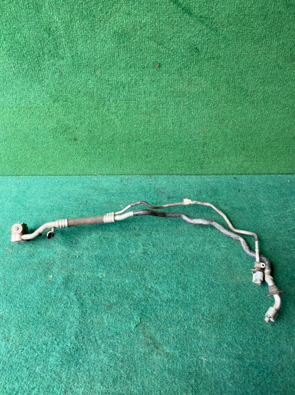 Запчасть трубка кондиционера Volkswagen Touareg 2005 7L BAC 7L0820743E Б/У Трубка кондиционера Volkswagen Touareg 2005 7L BAC 7L0820743E Б/У