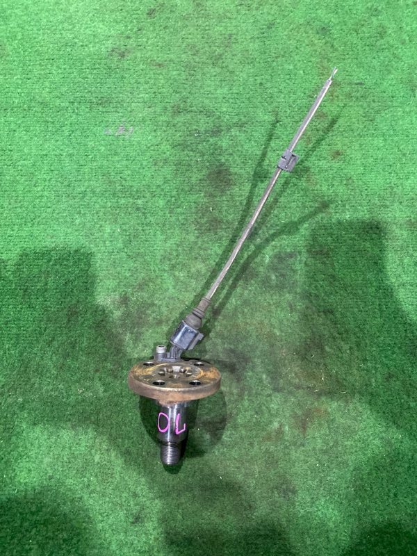 Ось с датчиком ABS задний левый Volkswagen Polo 2015 6R1 CJZ 02T301427G контрактная