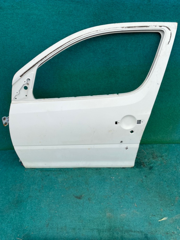 Дверь передняя левая Daihatsu YRV 2001 M200 M200G 6700297401000 контрактная