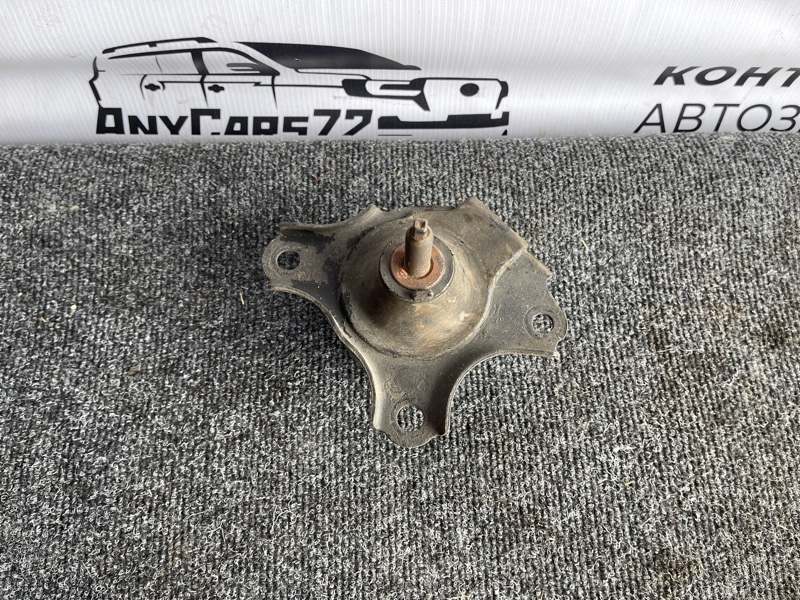 Подушка двигателя левая Civic 2002 EU1 D17A Подушка двигателя левая Civic 2002 EU1 D17A