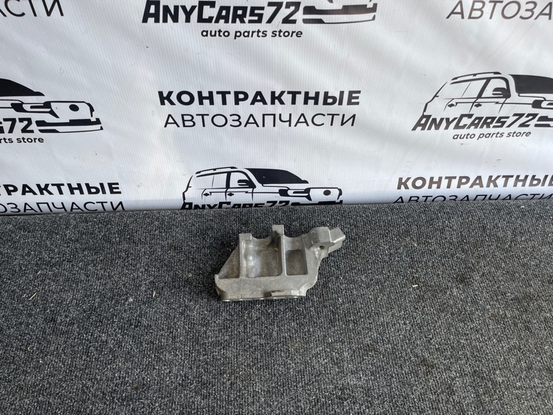 Кронштейн двигателя Toyota Camry 2010 ACV40 2AZFE 1231628061 контрактная