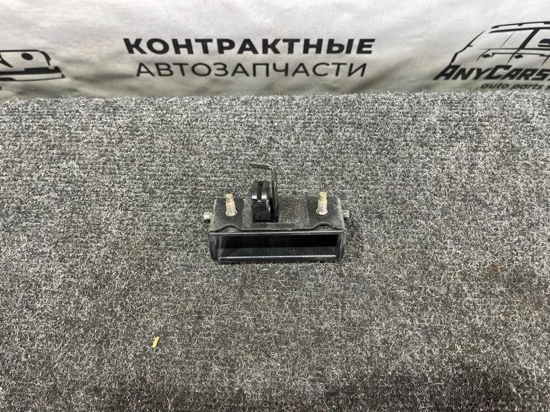 Ручка двери багажника stream 2002 RN1 D17A