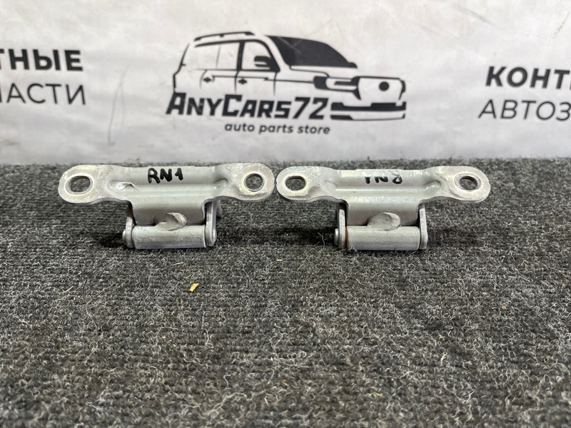 Петля двери багажника Honda stream RN1 D17A