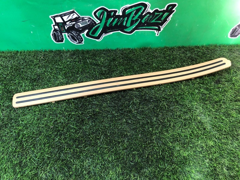 Порожек пластиковый передний правый Porsche Cayenne 2008г [047] 957 M5501 7L0853656 контрактная