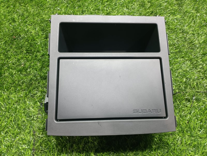 Рамка магнитофона Subaru Forester SK9 66060FL010 контрактная