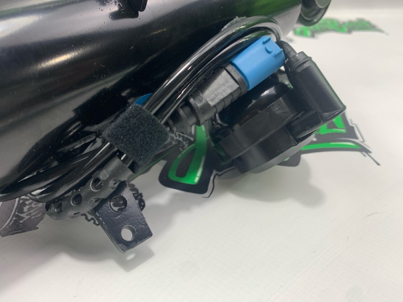 Амортизатор задний правый X5 X6 2013-2017г f15 f16 Амортизатор задний правый X5 X6 2013-2017г f15 f16