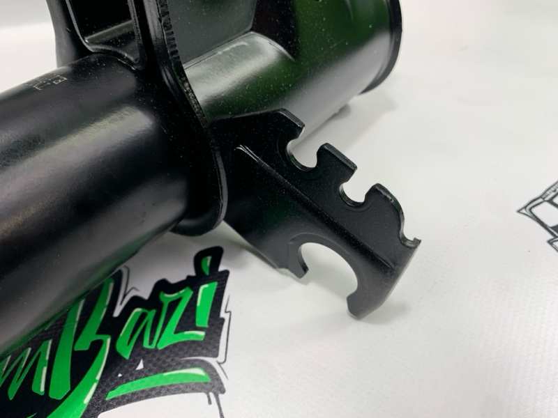 Амортизатор передний правый Range Rover 2002-2012г NO ADS L322 Амортизатор передний правый Range Rover 2002-2012г NO ADS L322