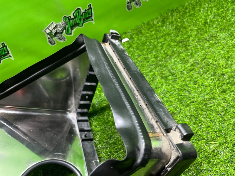 Термоэкран воздушного фильтра QX56 2006г [092] JA60 VK56DE