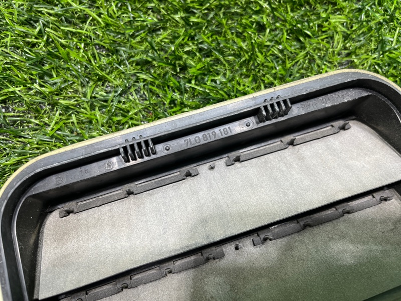 Решетка вентиляции задняя правая Cayenne 2008г [088] 957 M5501