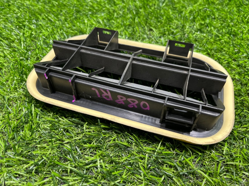 Решетка вентиляции задняя левая Cayenne 2008г [088] 957 M5501