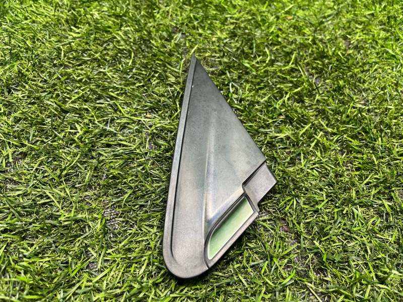 Уголок двери передний левый Forester 2014г [125] SJ5 FB20