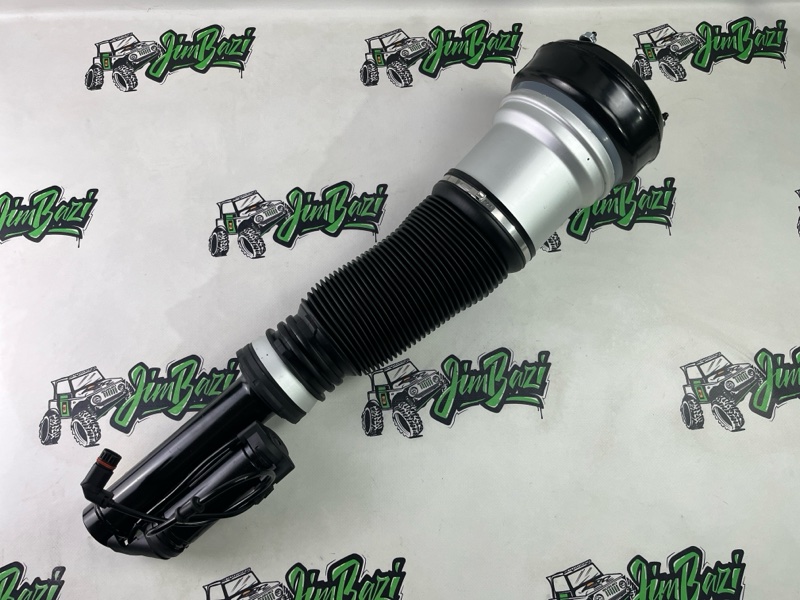 Запчасть амортизатор передний Mercedes-Benz S-Class 1999-2006г W220 2203202438 новая Амортизатор передний Mercedes-Benz S-Class 1999-2006г W220 2203202438 новая