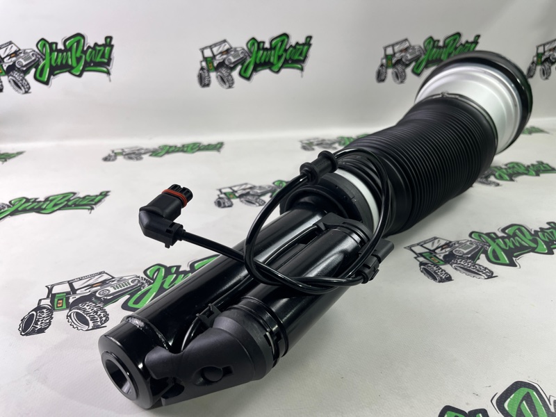 Амортизатор передний S-Class 1999-2006г W220 Амортизатор передний S-Class 1999-2006г W220