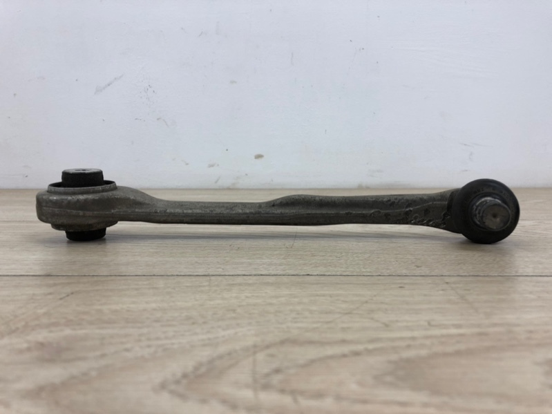 Рычаг подвески верхний передний правый Audi Q7 2015- 4M 4M0407506B контрактная